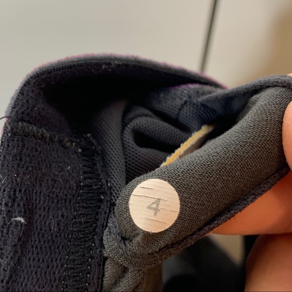 Lululemon Racer Back Striped Sports Bra - Picture 7 of 12